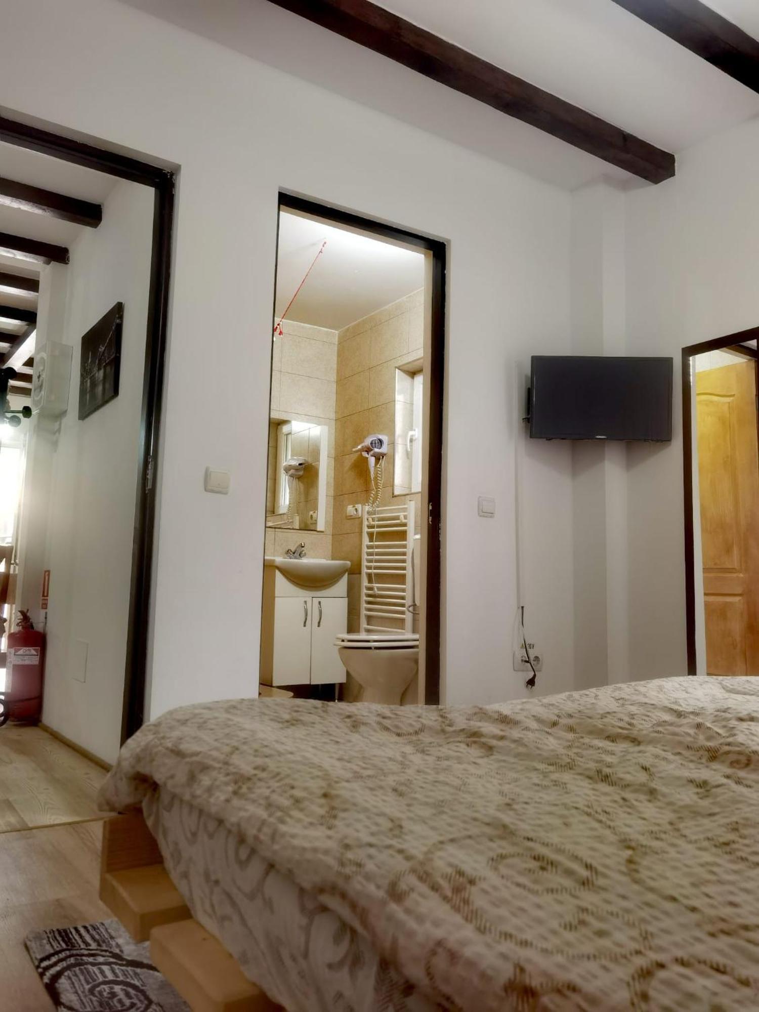 Casa Pietrosu Rodnei Hotel Borsa  Bilik gambar